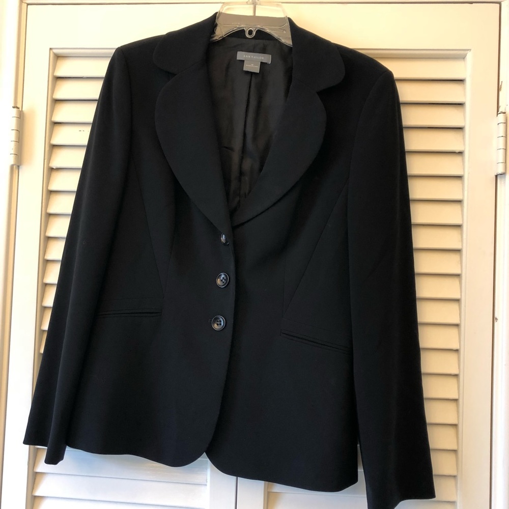 Ann Taylor blazer; size 10; black